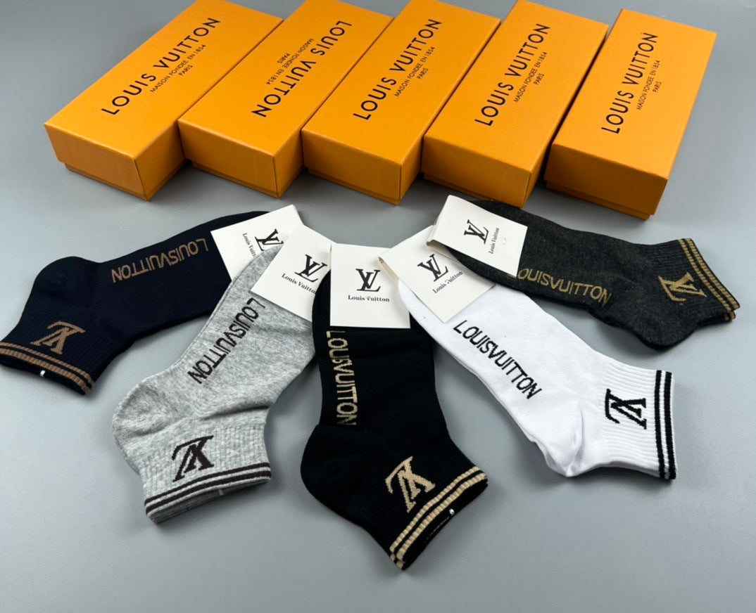 Louis Vuitton Socks（One pair of each style)